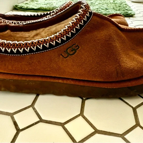 UGG Chestnut Suede Slippers - Picture 5 of 8